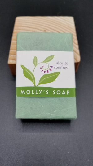 Open image in slideshow, Molly&#39;s Soap - Assorted Bars
